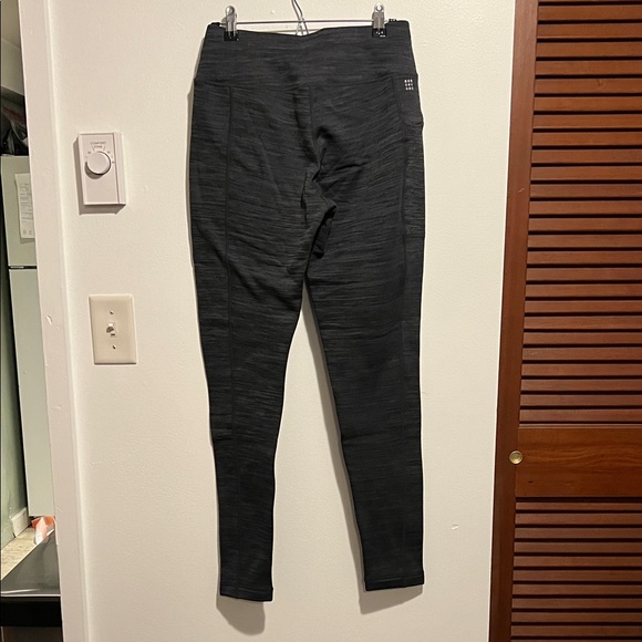 Title Nine Dark Gray Activewear - Picture 4 of 5